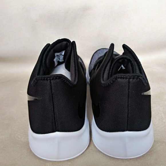 Nike Air Versitile III Mens Sneakers - Picture 4 of 7